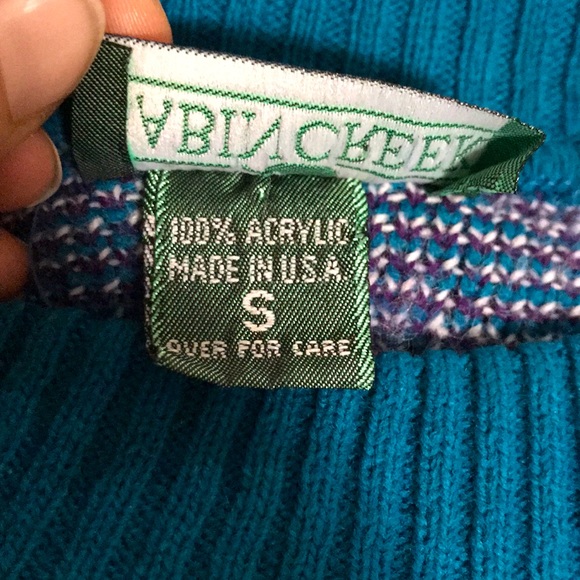 VINTAGE Kawaii 🎀 Cabin Creek Sweater - Picture 5 of 8